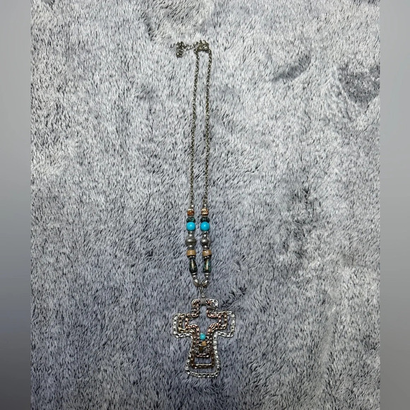 Cross beaded necklace. Gorgeous metals and beads - Picture 2 of 4